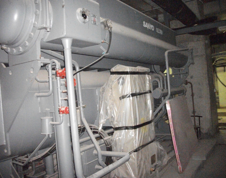 回收二手大連三洋蒸汽型雙效溴化鋰吸收式制冷機(jī)SCC-NCC